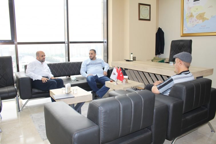 Vakıf Yönetim Kurulu Başkanı Nas Sosyal Destek Derneği ile dayanışma yolları için adım attı