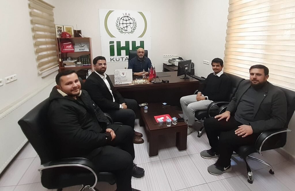 وقف أويس القرني يزور وقف الإغاثة الإنسانية İHH